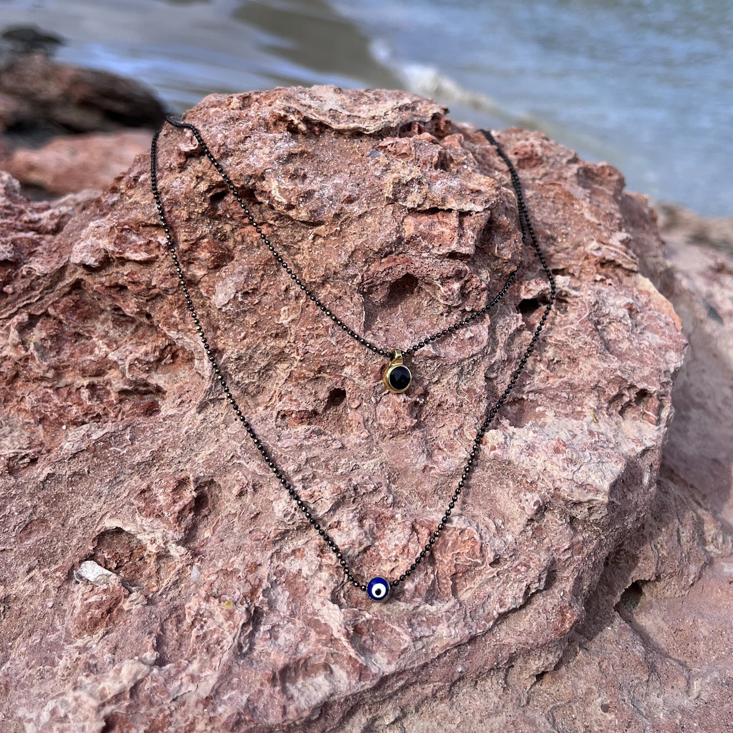 Evelina Halskette mit schimmerndem Diamantschliff