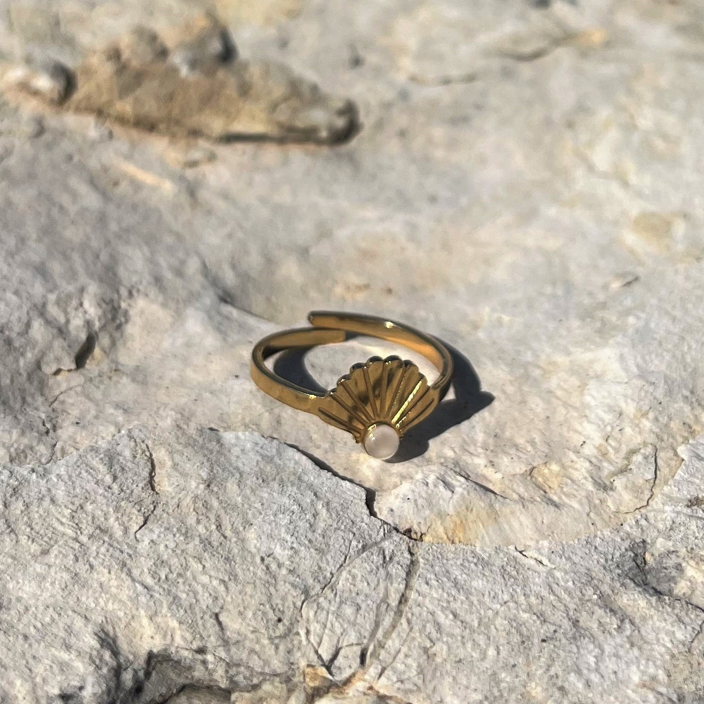 Poseidon Ring mit Muschel-Design (gold)